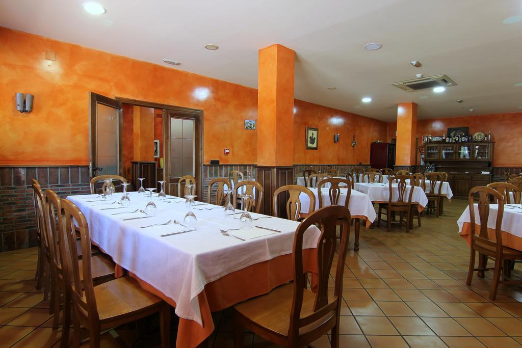 Hotel Rural Hojaranzos Tejeda de Tiétar Exterior foto
